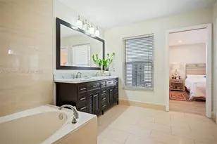 982 NW 133rd Ct, Miami, FL 33182 - Photo 16
