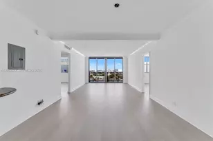 401 69th St, Miami Beach, FL 33141 - Photo 4