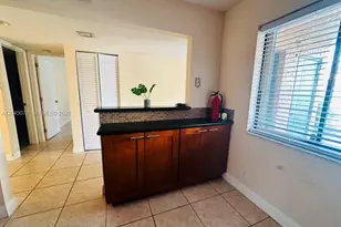 197 Lakeview Dr, Weston, FL 33326 - Photo 12