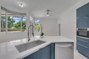 16310 Paddock Ln, Weston, FL 33326 - Photo 30