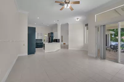 16310 Paddock Ln, Weston, FL 33326 - Photo 32