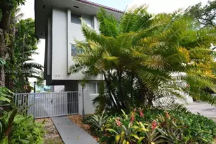 7626 NE 6th Ct, Miami, FL 33138 - Photo 1