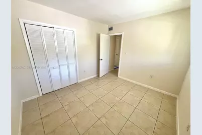 7626 NE 6th Ct #5, Miami, FL 33138 - Photo 8