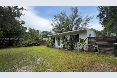 6411 SW 62nd Ct, South Miami, FL 33143 - Photo 2