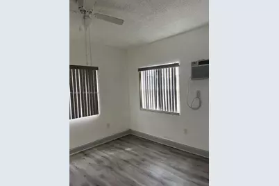 1322 SW 7th St #8, Miami, FL 33135 - Photo 6
