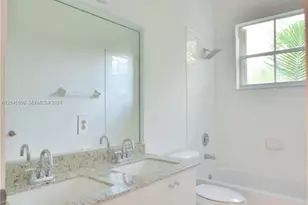 4534 NW 94th Pl, Doral, FL 33178 - Photo 18