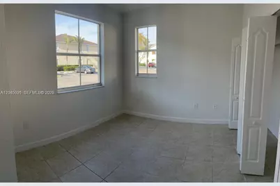 1660 SE 29th St #109, Homestead, FL 33035 - Photo 8