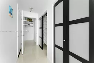 900 Biscayne Blvd, Miami, FL 33132 - Photo 16