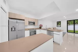 5505 W Oak Wy, Dania Beach, FL 33314 - Photo 4