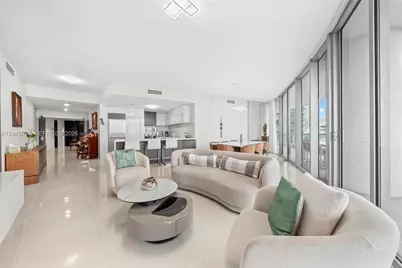 900 Biscayne Blvd #2506, Miami, FL 33132 - Photo 2