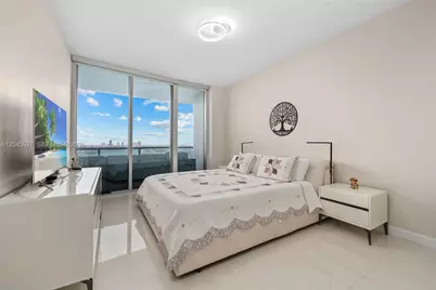 900 Biscayne Blvd #2506, Miami, FL 33132 - Photo 12