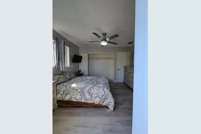 1131 N 75th Ave, Hollywood, FL 33024 - Photo 10