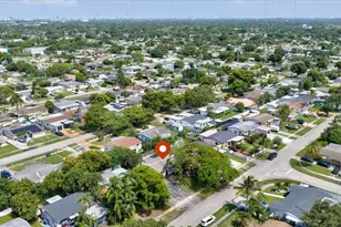 1131 N 75th Ave, Hollywood, FL 33024 - Photo 28