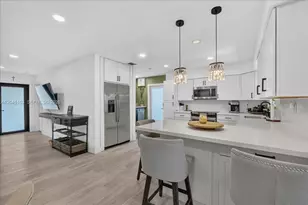 1131 N 75th Ave, Hollywood, FL 33024 - Photo 12