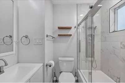 1131 N 75th Ave, Hollywood, FL 33024 - Photo 16