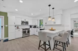 1131 N 75th Ave, Hollywood, FL 33024 - Photo 6