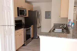 2493 Centergate Dr, Miramar, FL 33025 - Photo 4