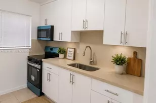 11601 Pinkston Dr, Miami, FL 33176 - Photo 4