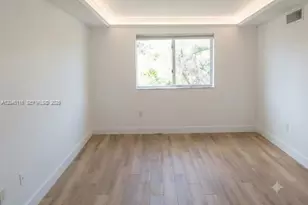 6001 SW 70th St, South Miami, FL 33143 - Photo 10