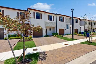 10004 SW 231st Ln, Cutler Bay, FL 33190 - Photo 2