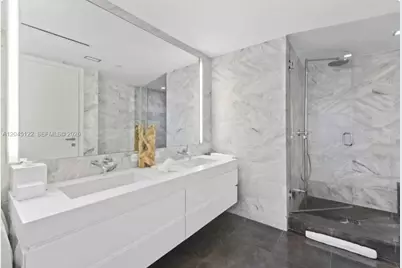 220 21st St #401, Miami Beach, FL 33139 - Photo 22