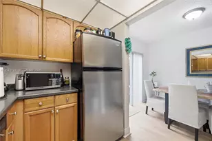 2520 N Andrews Ave, Wilton Manors, FL 33311 - Photo 8
