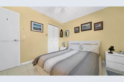 2861 Somerset Dr #301, Lauderdale Lakes, FL 33311 - Photo 18