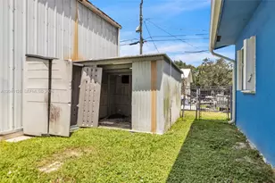 6145 Hayes St, Hollywood, FL 33024 - Photo 14