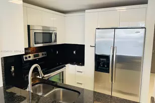 185 SE 14th Terrace, Miami, FL 33131 - Photo 6