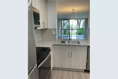 10835 SW 112th Ave #212, Miami, FL 33176 - Photo 4