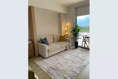 90 NE 32 #819, Miami, FL 33137 - Photo 2