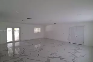 8240 SW 38th St, Miami, FL 33155 - Photo 8