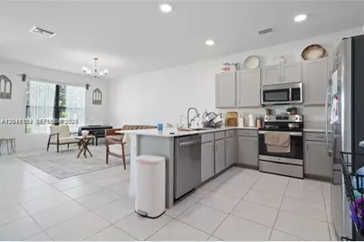 2014 Sugar Maple Dr #2014, Riviera Beach, FL 33410 - Photo 12
