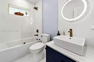 1724 71st St, Miami Beach, FL 33141 - Photo 14