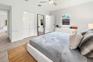 1724 71st St, Miami Beach, FL 33141 - Photo 8