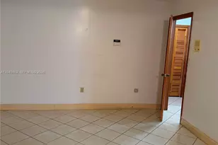 3262 SW 139th Pl, Miami, FL 33175 - Photo 14