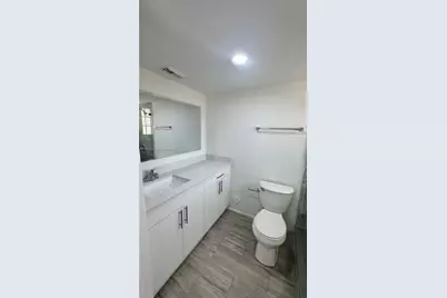 7439 W 22nd Ave #103, Hialeah, FL 33016 - Photo 12