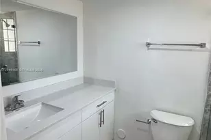 7439 W 22nd Ave, Hialeah, FL 33016 - Photo 12