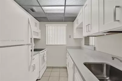 9390 W Flagler St #218F, Miami, FL 33174 - Photo 16