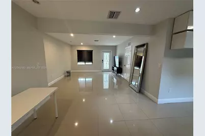 2155 Biarritz Dr, Miami Beach, FL 33141 - Photo 2