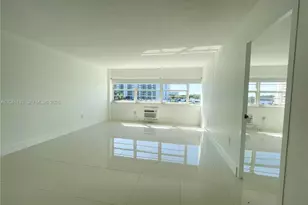 220 Kings Point Dr, Sunny Isles Beach, FL 33160 - Photo 12