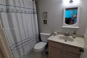 555 NW 4th Ave, Boca Raton, FL 33432 - Photo 12