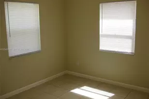 1520 NE 14th St, Homestead, FL 33033 - Photo 8