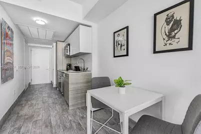 1300 Brickell Bay Dr #2713, Miami, FL 33131 - Photo 10