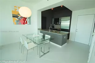 950 Brickell Bay Dr, Miami, FL 33131 - Photo 8