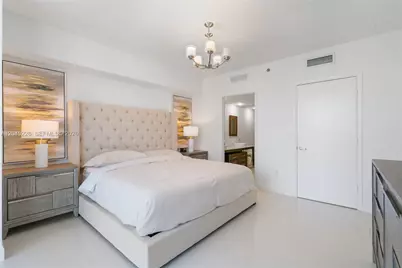 475 Brickell Ave #4315, Miami, FL 33131 - Photo 10