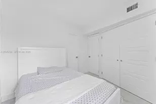 3250 NE 28th St, Fort Lauderdale, FL 33308 - Photo 12