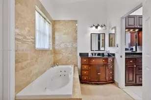 4870 Hawkes Bluff Ave, Davie, FL 33331 - Photo 20