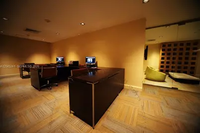 950 Brickell Bay Dr #5000, Miami, FL 33131 - Photo 38