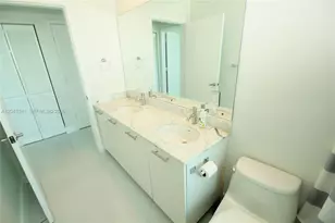 950 Brickell Bay Dr, Miami, FL 33131 - Photo 24